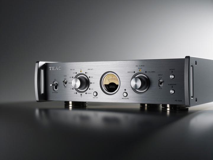 Produktbild TEAC Stereo-PreAmplifier (AV Netzwerk Receiver)