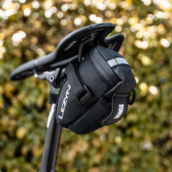 Actual product image Lezyne M-Caddy (0.60 l, Saddle bag)
