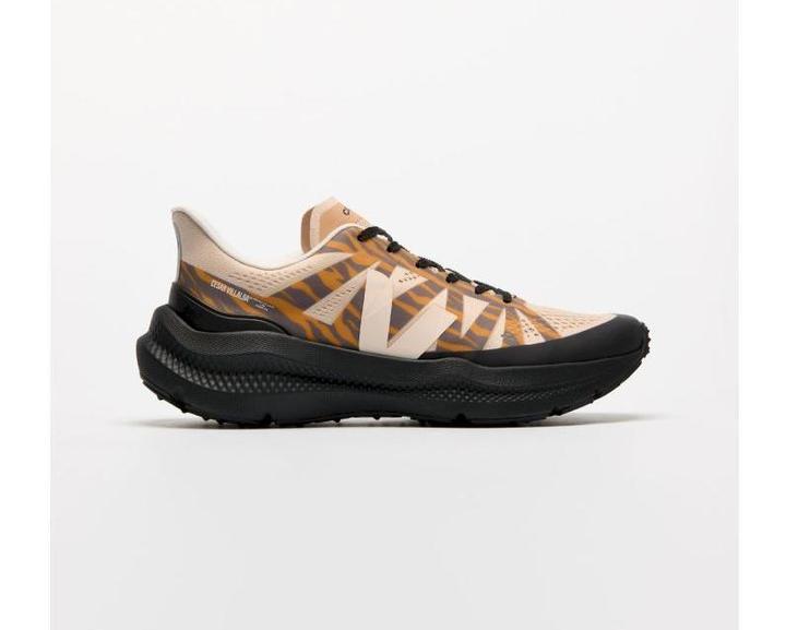 Actual product image Veja Condor 3 Advanced x Cesar Villalba (45)