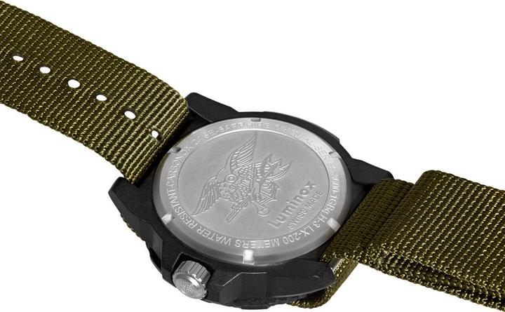 Immagine prodotto Luminox Navy Seal 3600 (Fatto in Svizzera, Orologio da polso analogico, 45 mm)