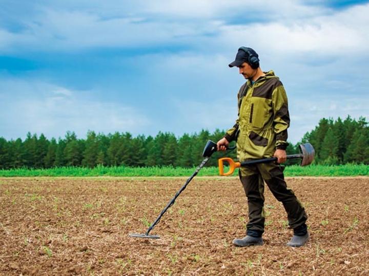 Actual product image Velleman Metal Detector - Premium - 25 cm Depth Sensitivity