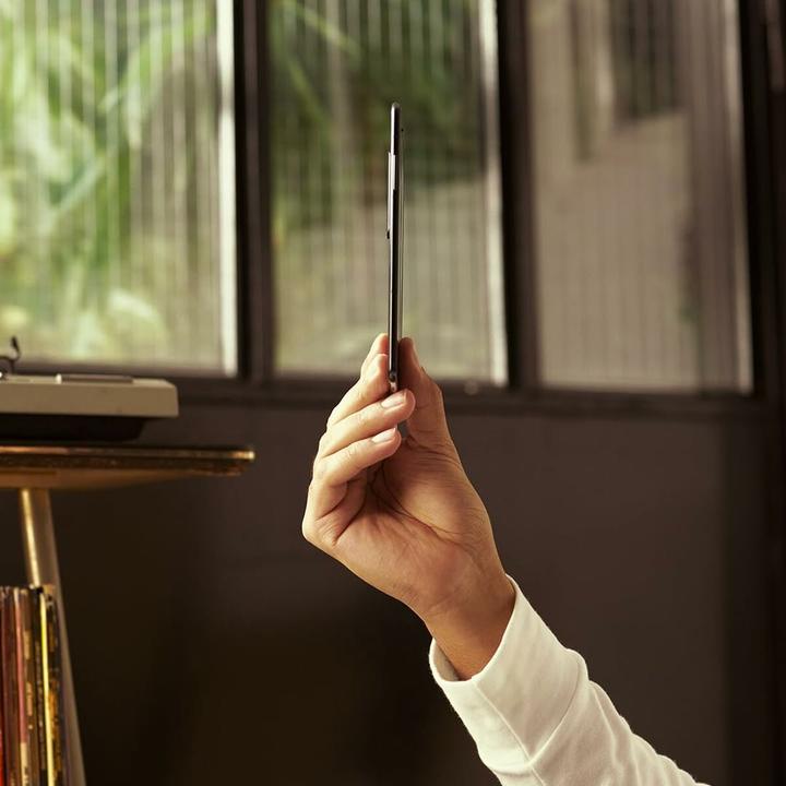 Produktbild Honor Magic V2 (512 GB, Black, 7.92", Dual SIM, 5G)