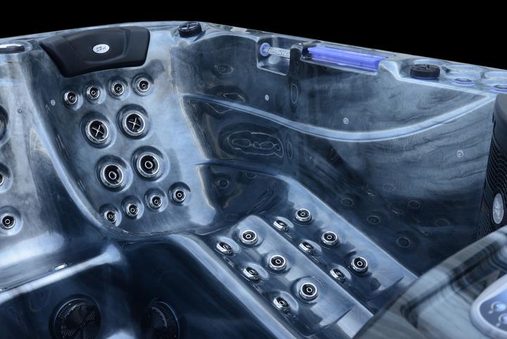 Produktbild Spa Solutions Whirlpool Platinum Black Silver 2023