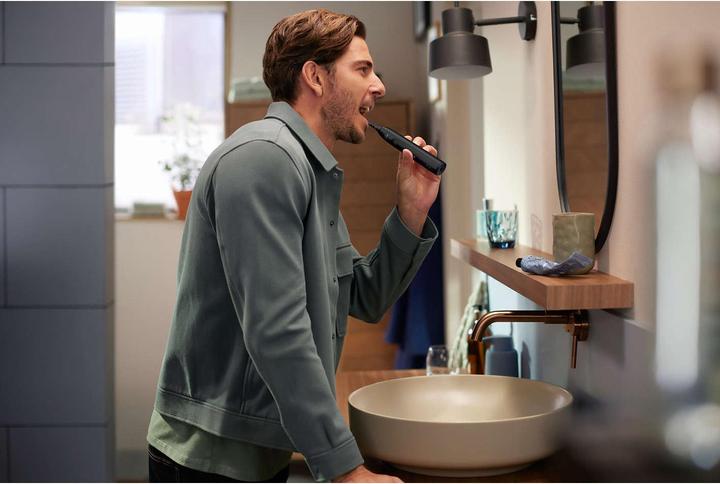 Actual product image Philips Sonicare Series 5500 (Sonic toothbrush)