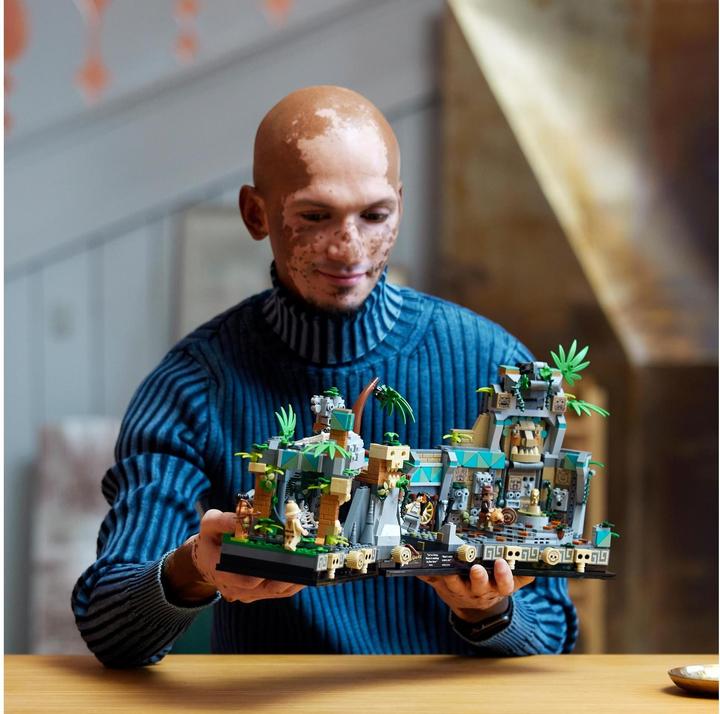 Actual product image LEGO Temple of the Golden Idol (77015, LEGO Indiana Jones)