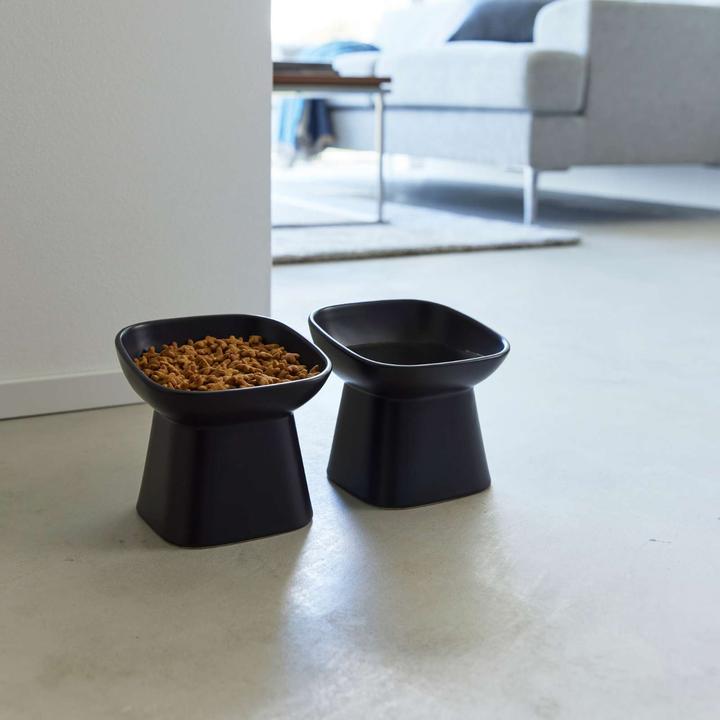 Actual product image Yamazaki Angewinkelter Keramik-Futternapf TOWER (20 cl)