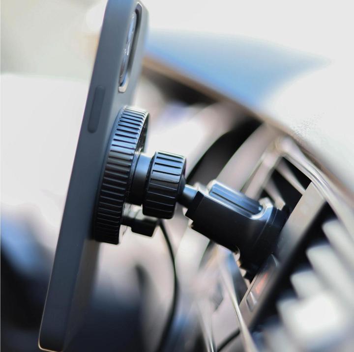 Actual product image Andi be free Wireless Vent Mount Charger, V2