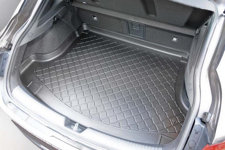 Actual product image Aristar Boot Pan for Hyundai i30 Fastback from 2017 until today