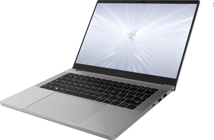 Immagine prodotto Razer Blade 14 (14", AMD Ryzen 9 8945HS, 32 GB, 1000 GB, DE)