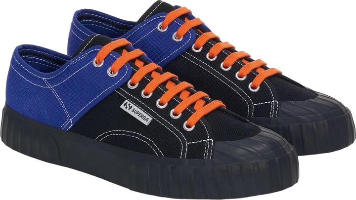 White Avorio, Black, White