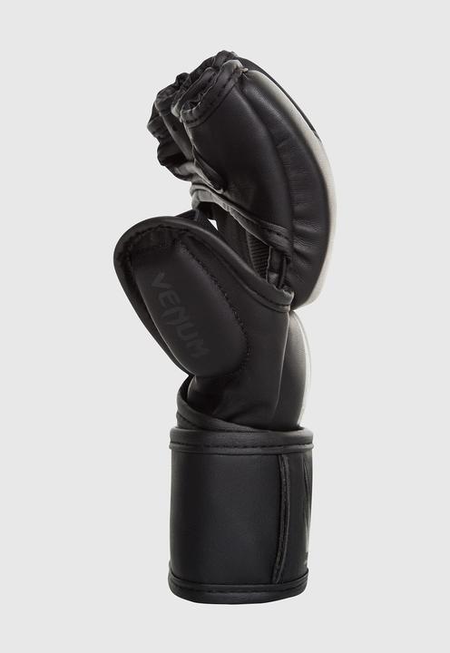 Actual product image Venum Challenger 2.0 MMA (4 OZ, L, XL)