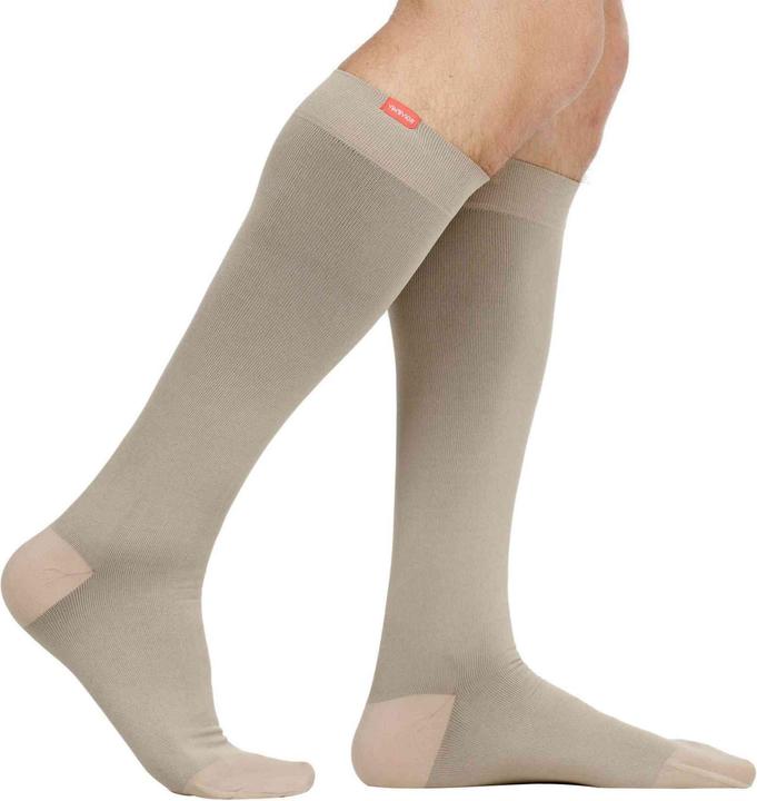 Produktbild Vim & Vigr Kompressionsstrümpfe Nylon mit Weit Kalb 15-20 mmhg (Einzelpack, M/L)