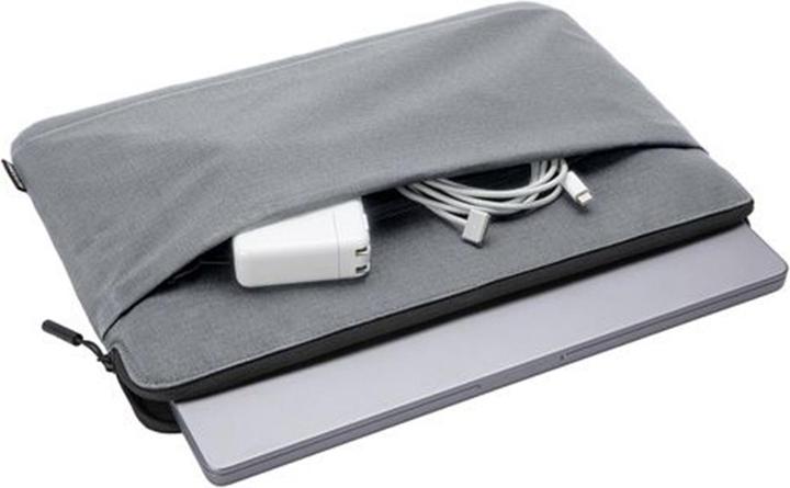 Actual product image Incase Go (14", Apple)