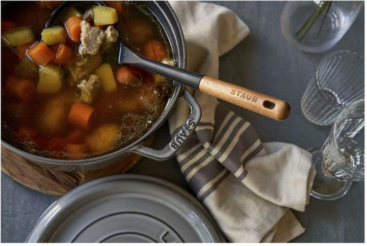 Image du produit Staub Cocotte (24 cm, Cocotte + faitout, Fonte)