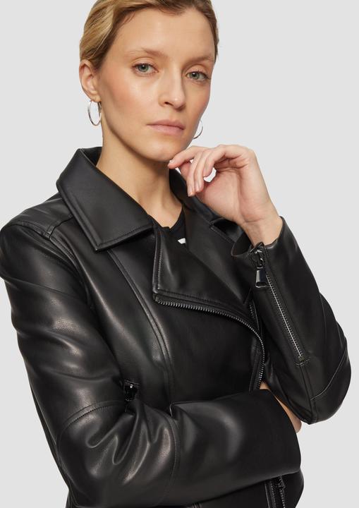 Actual product image S.Oliver Indoor-Jacke Schmal geschnittene Kunstleder-Jacke mit Reverskragen (42)