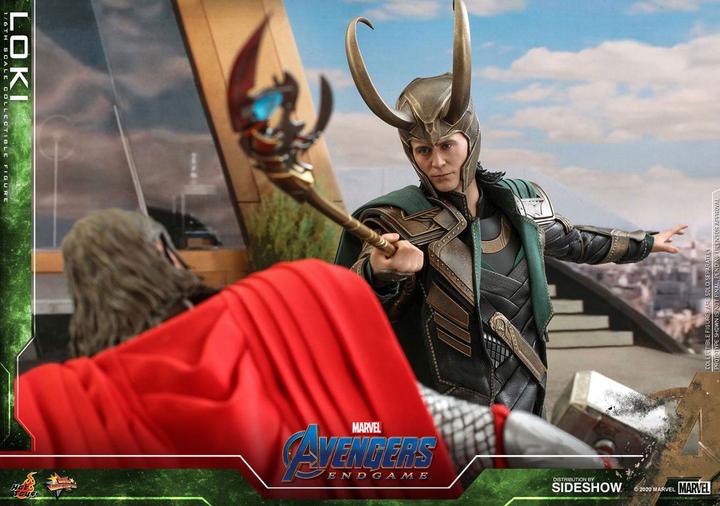 Actual product image Hot Toys Avengers: Loki