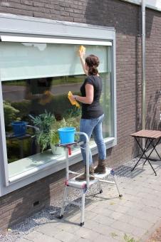 Produktbild Altrex Klappbare Leiterplattform mit Stütze (Plattformleiter, 80 cm)