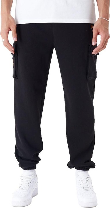 Produktbild New Era Jogger CARGO Sweatpants - schwarz - L (L)