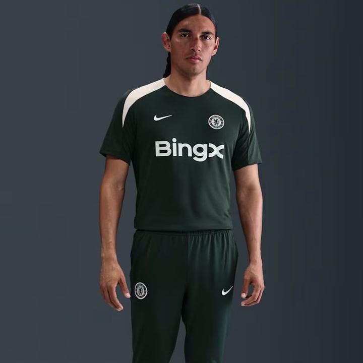 Actual product image Nike Chelsea FC 2025/26 Jersey HJ7750-347 (M)