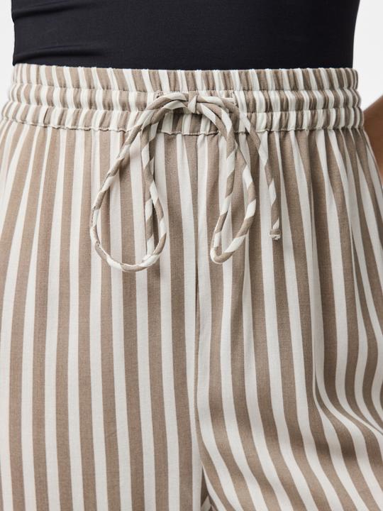 Actual product image Pieces PCNYA HW Hose mit weitem Bein (L)