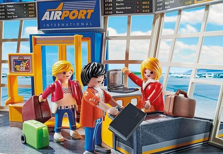 Actual product image Playmobil Flughafen mit Flugzeug und Tower (71153, Playmobil City Action)