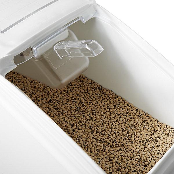 Actual product image Rubbermaid lockable box storage system white 79 L including sliding lid and spade, on castors