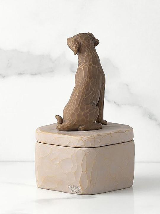 Actual product image Willow Tree Love My Dog (Dark) memory box