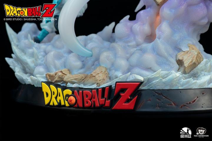 Produktbild Infinity Studio Dragon Ball Z “Gotenks vs. Majin Buu” 1/6 Scale Statue