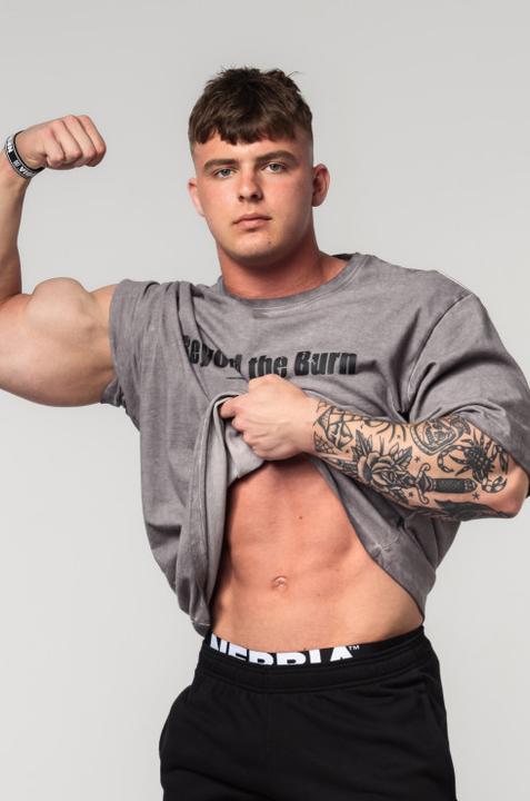 Produktbild Nebbia Washed-off Heavyweight oversized T-Shirt Grind 370 - light grey (M)