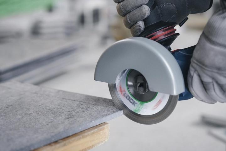Produktbild Bosch Professional Zubehör X-LOCK Diamanttrennscheibe Standard for Ceramic 110 x 22,23 x 1,6 x 7,5