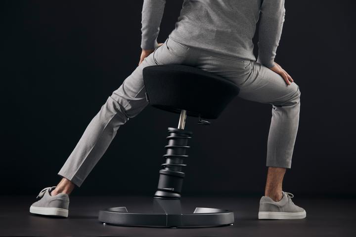 Actual product image Aeris Stool Swopper 101STBKBK black/green, with glides