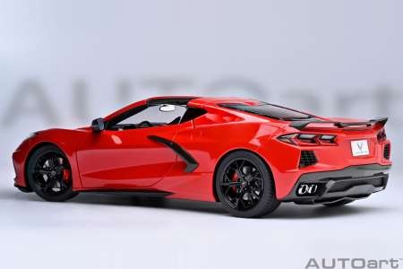 Produktbild AUTOart Chevr. Corvette C8 Stingray Z51 2020 torch red (composite model/full openings)