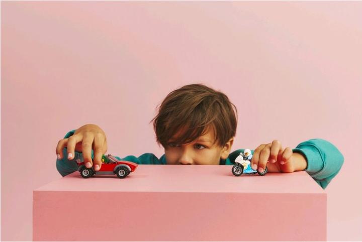 Produktbild LEGO Verfolgungsjagd mit dem Polizeimotorrad (LEGO City)