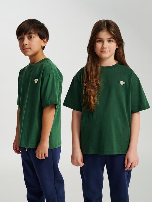 Produktbild hummel hmlJR LOOSE T-SHIRT S/S BEE (10XL, 11XL, 12XL)