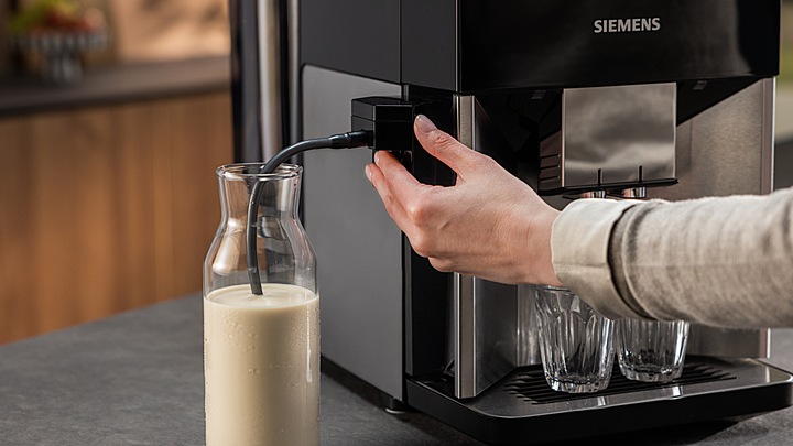 Actual product image Siemens Milk tube adapter TZ70001