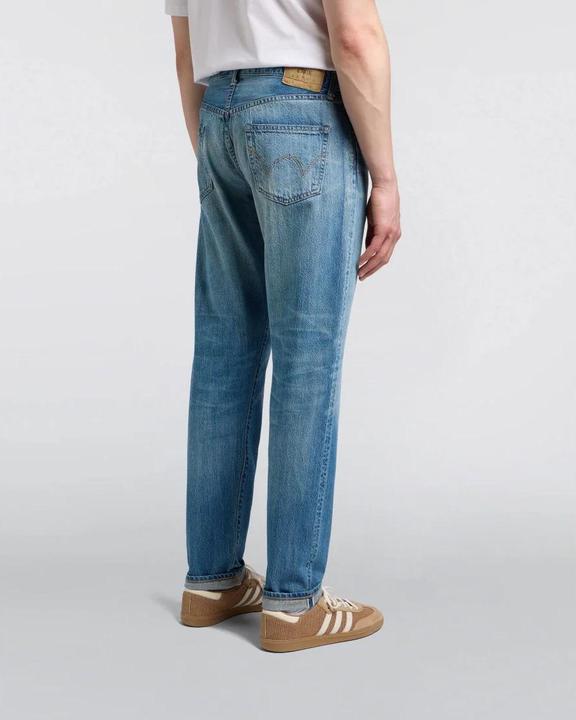 Actual product image Edwin Regular Tapered (30)