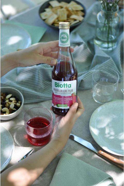 Actual product image Biotta Cranberry Plus (1 x 50 cl)