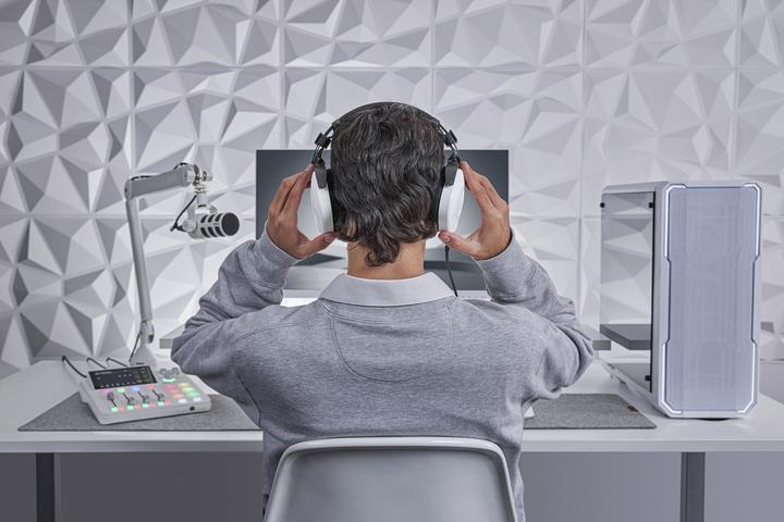 Productafbeelding RØDE NTH-100 (passieve ruisonderdrukking, Bedraad)