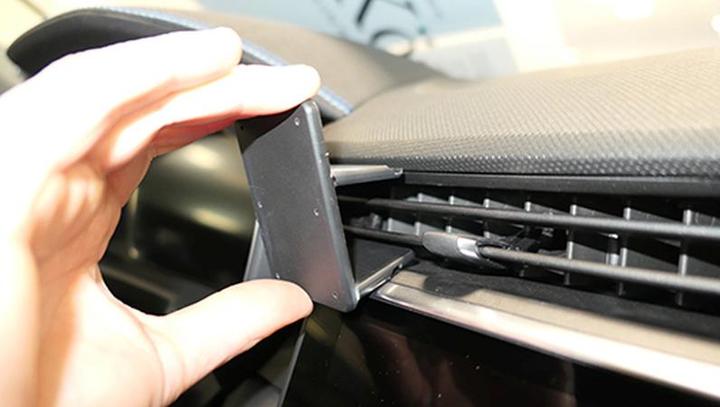 Immagine prodotto Brodit 855857 Supporto per auto Lynk & Co 01, 21-