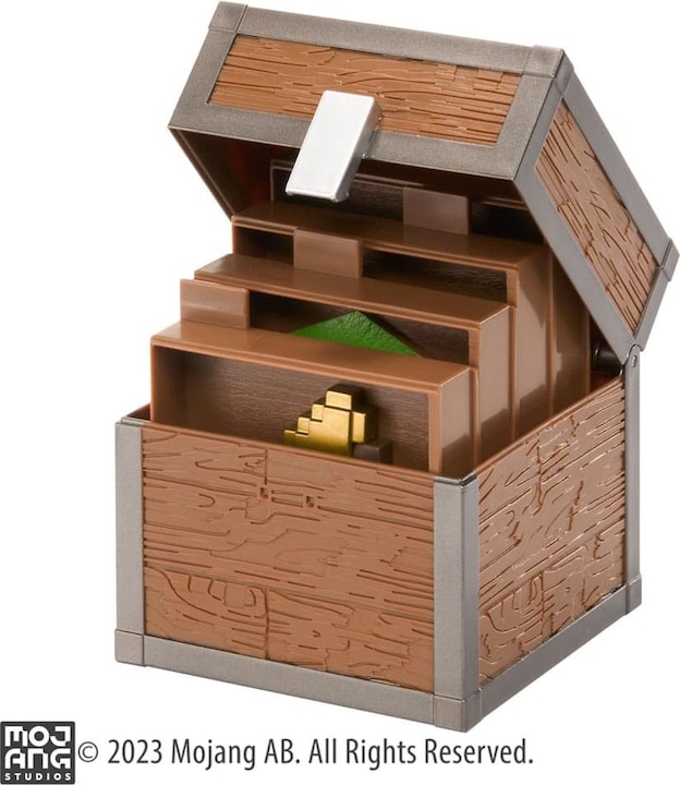 Actual product image Noble Collection Minecraft Loot Chest Plains 10 cm