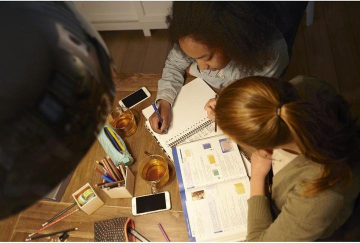 Produktbild Philips Lampe (E27, 806 lm, 1x)