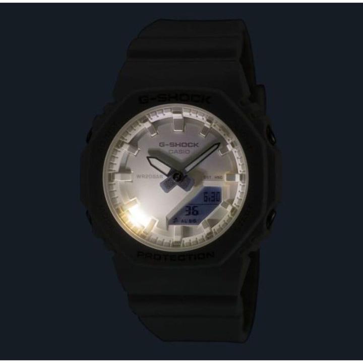 Productafbeelding G-Shock GMA-P2100-7AER (Chronograaf, 40 mm)