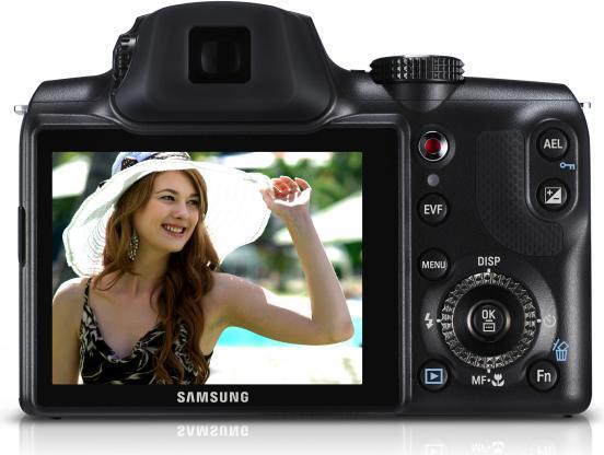 Immagine prodotto Samsung WB5500, 14MP, zoom WW 26x, filmati HD, RAW, HDMI (CCD)