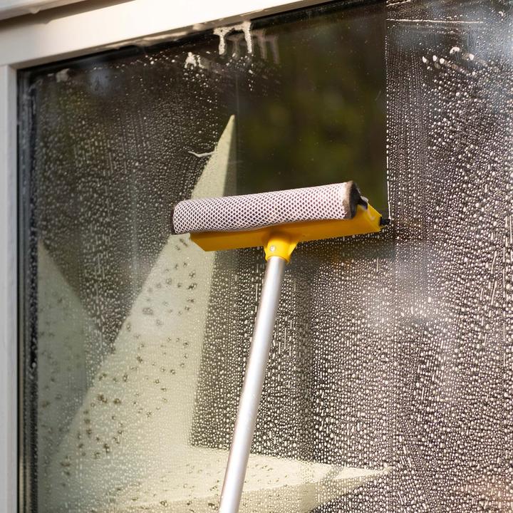 Actual product image Wiltec XPOtool 2in1 3D Teleskop Waschbürste 145-300cm Bürstenkopf Schwamm Abzieher