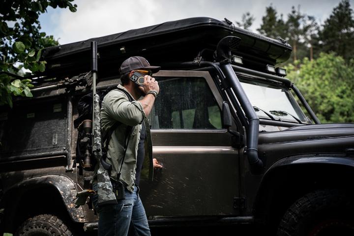 Productafbeelding Tactical Tactische MagForce Hyperstealth 2.0 hoes voor iPhone 16 Zwart/Geel (Apple iPhone 16)