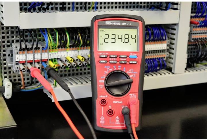 Actual product image Benning TRUE RMS Digital Multimeter (CAT III 1000V, CAT IV 600V)