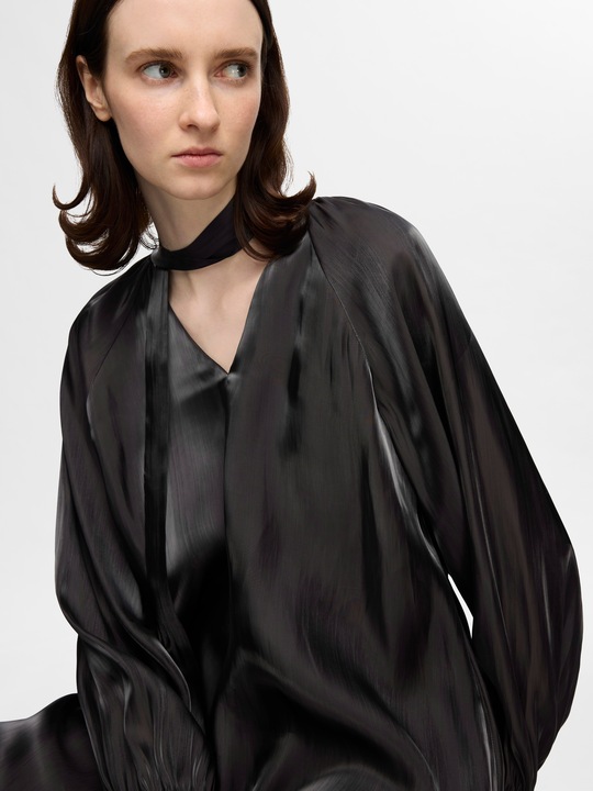 Image du produit Selected Femme Robe métallique avec décolleté en V (42)