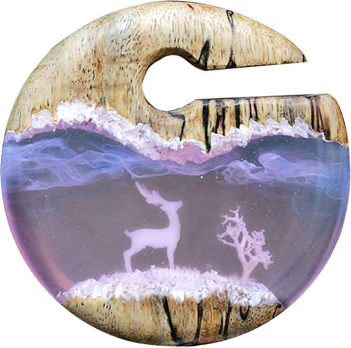 Produktbild Star Piercing Ohrgewicht Hirsch im Schnee Epoxy lavendel aus Tamarind Holz (ohne Messing, Organisch)
