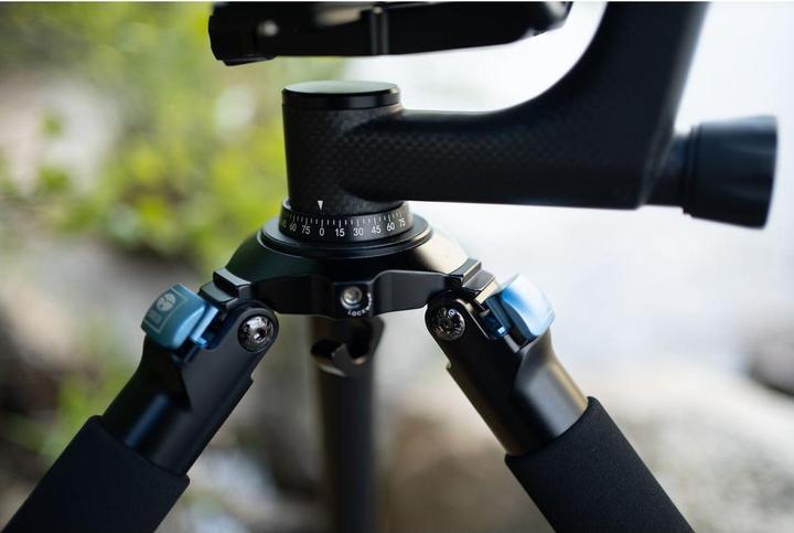 Produktbild Sirui Gimbal R-3213X+PH-10 Carbon-Stativ und Gimbal-Kopf (Carbon)