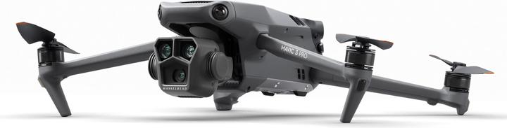 Productafbeelding DJI Mavic 3 Pro Fly More Combo incl. RC (43 min, 958 g, 48 Mpx)